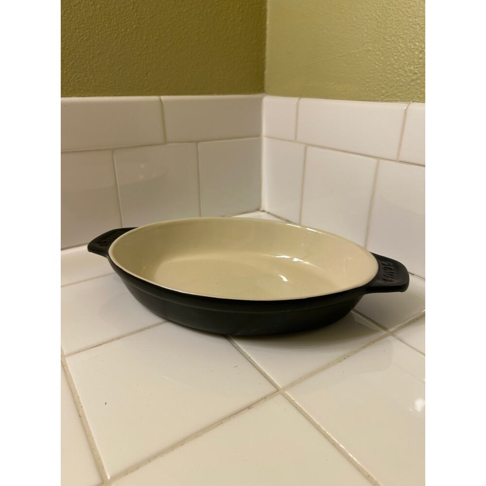 Staub Ceramic Oval Baking Dish 9” Matte Black